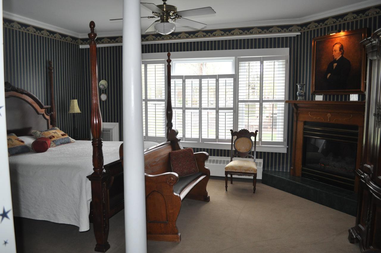 Maplewood Hotel Saugatuck Extérieur photo